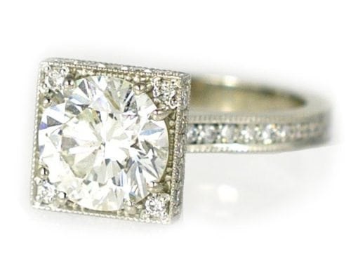 VINTAGE ROUND DIAMOND SQUARE SET RING