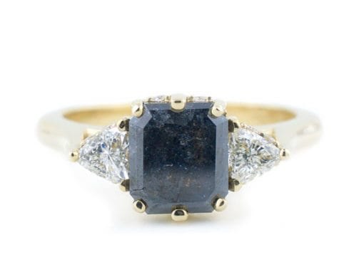 BLACK DIAMOND YELLOW GOLD RING