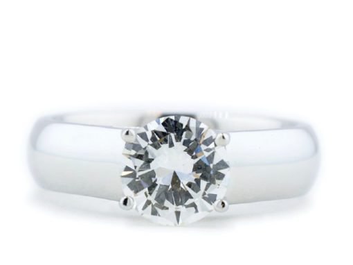 Custom Round Brilliant Diamond Engagement Ring
